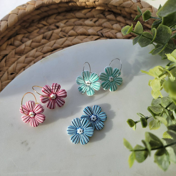 Daisy Floral Hoops - Cayenne & Cake