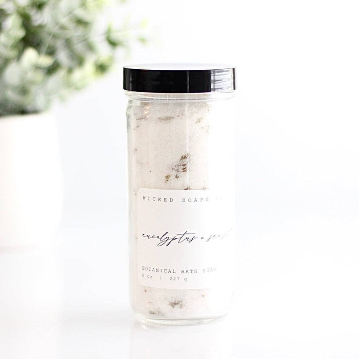 Eucalyptus + Sea Salt Bath Soak | Revitalizing Mineral Soak