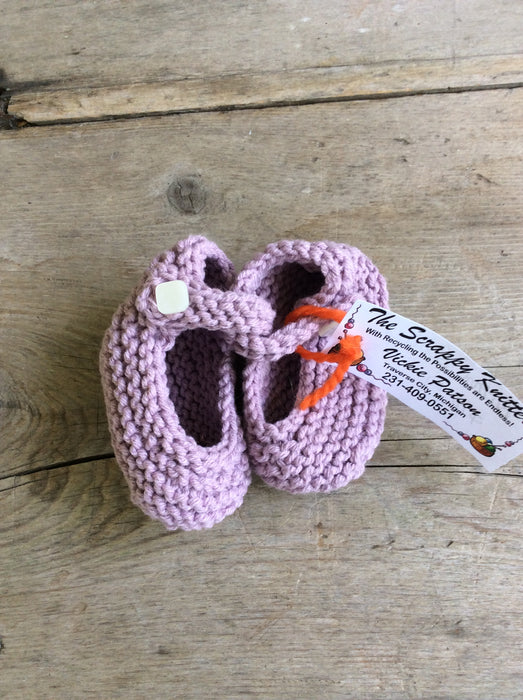 Baby Booties by The Scrappy Knitter
