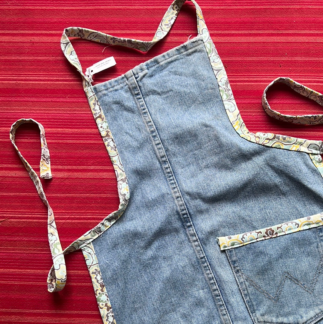 Upcycled Sari and Denim Apron – Zee Bee Market LLC